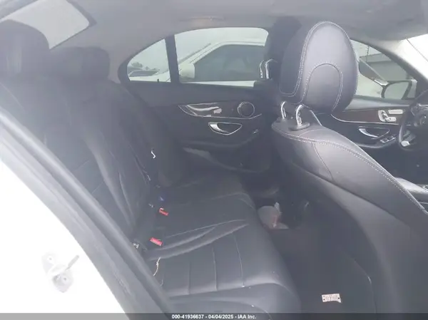 55SWF4KB6JU249063 2018 MERCEDES-BENZ C-KLASSE - Image 8