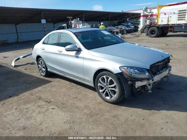 55SWF4KB6JU270155 2018 MERCEDES-BENZ C-KLASSE - Image 1