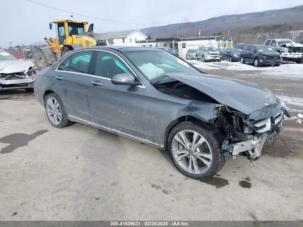 55SWF4KB6JU275369 2018 MERCEDES-BENZ C-KLASSE - Image 1