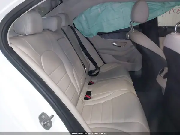 55SWF4KB7HU200044 2017 MERCEDES-BENZ C-KLASSE - Image 8