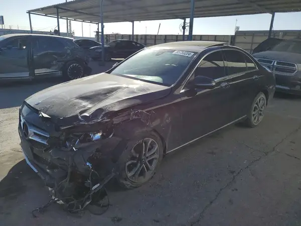 55SWF4KB7HU214056 2017 MERCEDES-BENZ C-KLASSE - Image 1