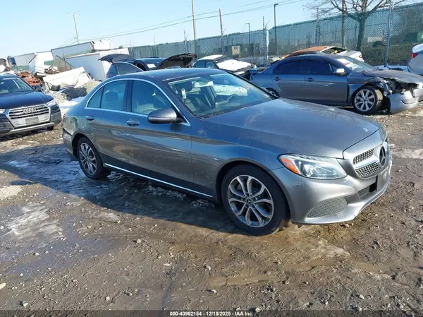 55SWF4KB7HU215692 2017 MERCEDES-BENZ C-KLASSE - Image 1