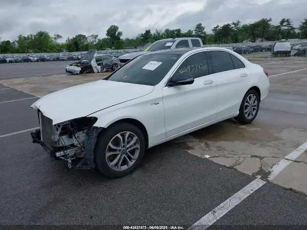 55SWF4KB8GU109069 2016 MERCEDES-BENZ C-KLASSE - Image 2