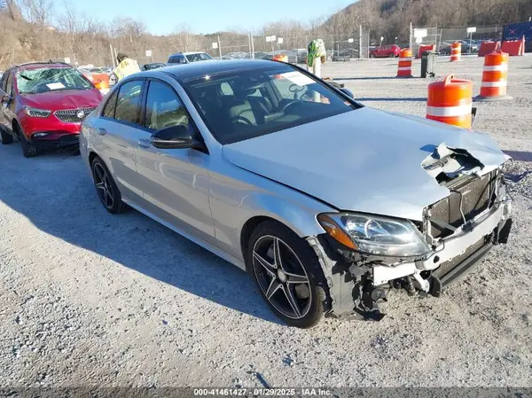 55SWF4KB8GU132285 2016 MERCEDES-BENZ C-KLASSE - Image 1