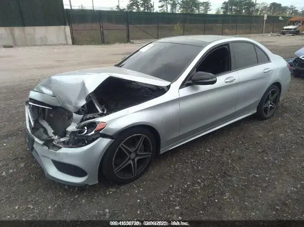 55SWF4KB8HU193878 2017 MERCEDES-BENZ C-KLASSE - Image 1