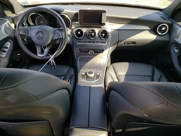 55SWF4KB8JU270612 2018 MERCEDES-BENZ C-KLASSE - Image 8