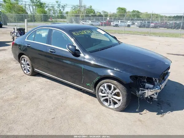 55SWF4KB9GU120226 2016 MERCEDES-BENZ C-KLASSE - Image 1