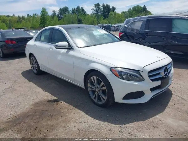 55SWF4KB9HU185871 2017 MERCEDES-BENZ C-KLASSE - Image 1