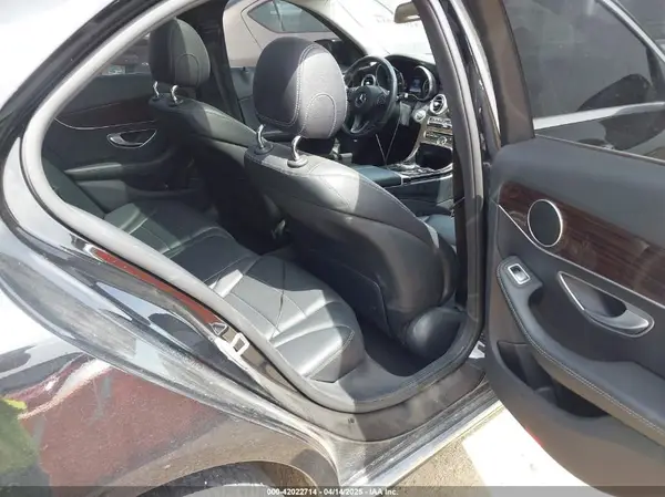 55SWF4KB9HU210655 2017 MERCEDES-BENZ C-KLASSE - Image 8