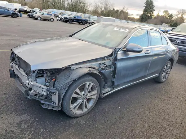 55SWF4KB9JU272756 2018 MERCEDES-BENZ C-KLASSE - Image 1