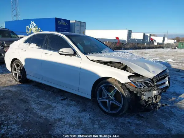 55SWF4KB9JU275334 2018 MERCEDES-BENZ C-KLASSE - Image 1