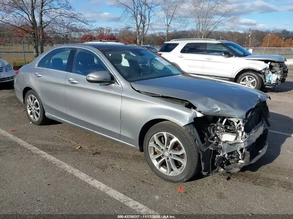 55SWF4KBXGU152585 2016 MERCEDES-BENZ C-KLASSE - Image 1