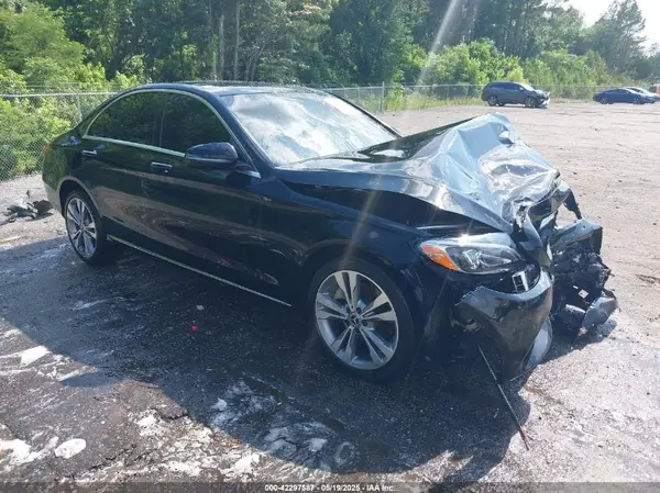 55SWF4KBXHU213144 2017 MERCEDES-BENZ C-KLASSE - Image 1