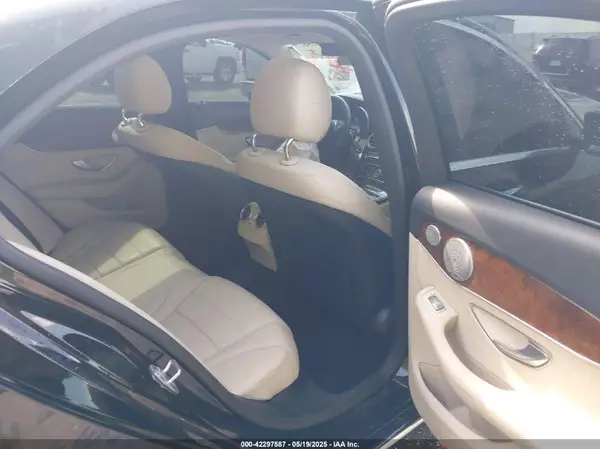 55SWF4KBXHU213144 2017 MERCEDES-BENZ C-KLASSE - Image 8