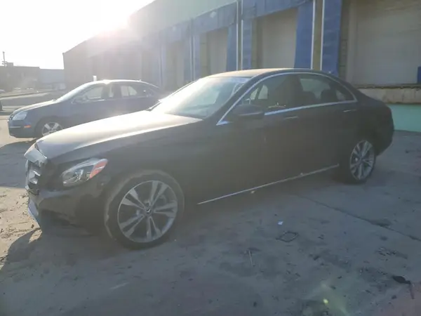 55SWF4KBXHU216772 2017 MERCEDES-BENZ C-KLASSE - Image 1