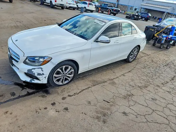 55SWF4KBXJU259868 2018 MERCEDES-BENZ C-KLASSE - Image 1