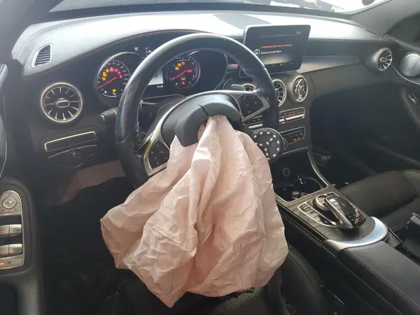 55SWF6EB8GU116241 2016 MERCEDES-BENZ C-KLASSE - Image 8