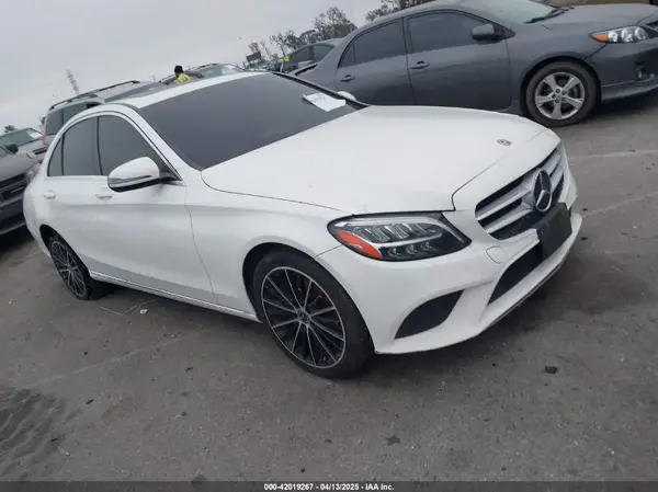 55SWF8DB0KU290584 2019 MERCEDES-BENZ C-KLASSE - Image 1