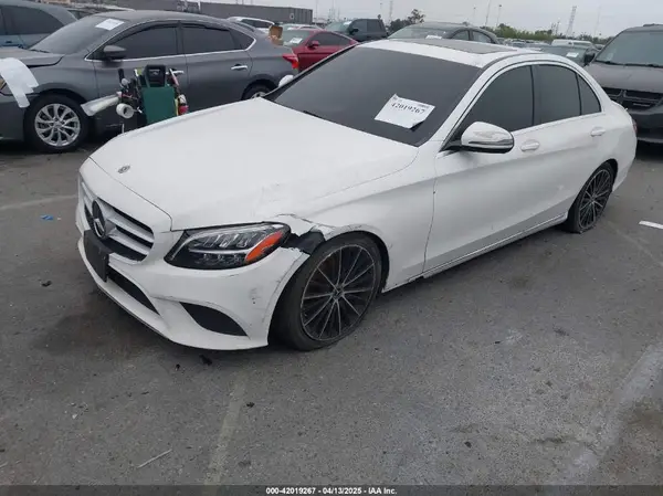 55SWF8DB0KU290584 2019 MERCEDES-BENZ C-KLASSE - Image 2