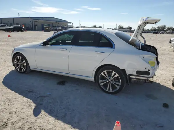 55SWF8DB0KU304290 2019 MERCEDES-BENZ C-KLASSE - Image 2