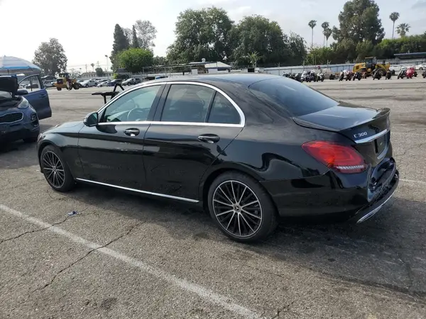 55SWF8DB0KU317895 2019 MERCEDES-BENZ C-KLASSE - Image 2