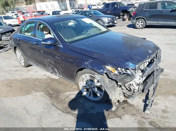 55SWF8DB1KU285457 2019 MERCEDES-BENZ C-KLASSE - Image 1