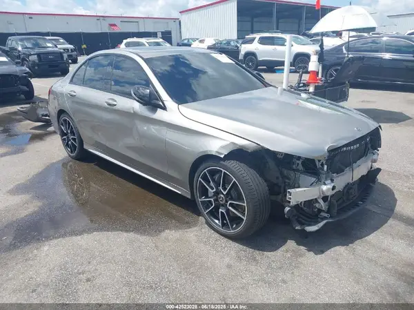 55SWF8DB1KU319865 2019 MERCEDES-BENZ C-KLASSE - Image 1