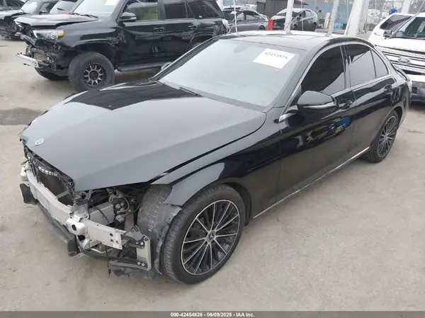 55SWF8DB2KU315534 2019 MERCEDES-BENZ C-KLASSE - Image 2
