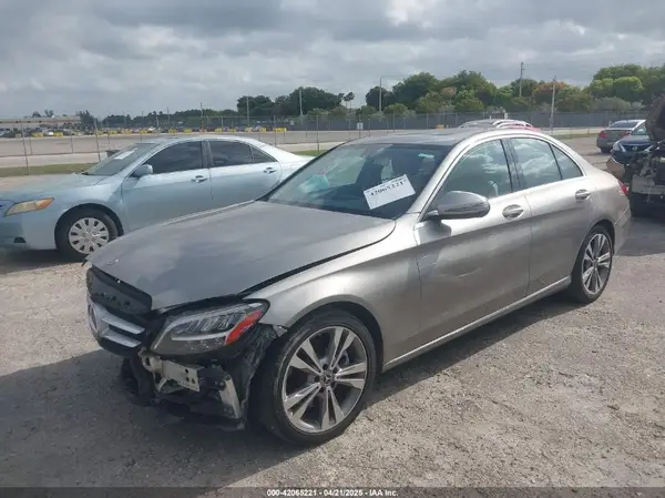 55SWF8DB3KU295407 2019 MERCEDES-BENZ C-KLASSE - Image 2