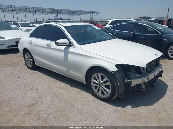 55SWF8DB3KU304610 2019 MERCEDES-BENZ C-KLASSE - Image 1