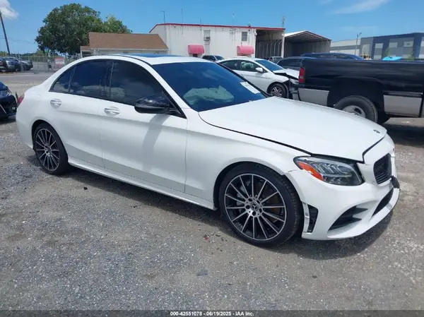 55SWF8DB5KU296445 2019 MERCEDES-BENZ C-KLASSE - Image 1