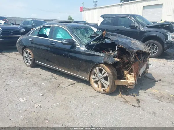 55SWF8DB5KU301160 2019 MERCEDES-BENZ C-KLASSE - Image 1