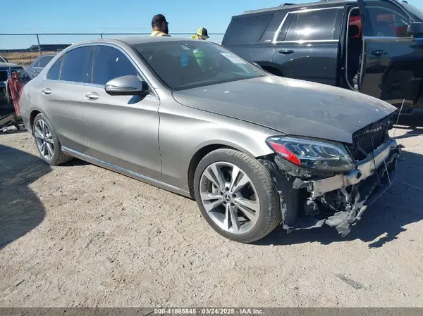 55SWF8DB5KU308237 2019 MERCEDES-BENZ C-KLASSE - Image 1