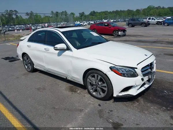 55SWF8DB5KU320503 2019 MERCEDES-BENZ C-KLASSE - Image 1