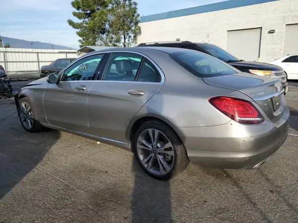 55SWF8DB6KU303628 2019 MERCEDES-BENZ C-KLASSE - Image 2