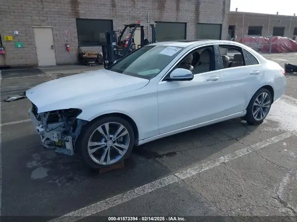 55SWF8DB6KU308697 2019 MERCEDES-BENZ C-KLASSE - Image 2