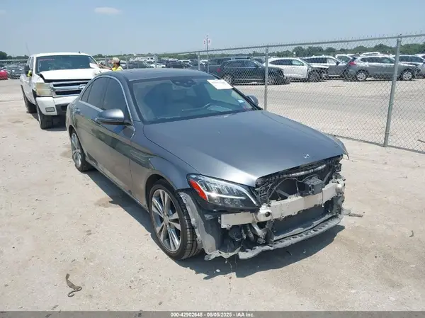 55SWF8DB8KU292891 2019 MERCEDES-BENZ C-KLASSE - Image 1