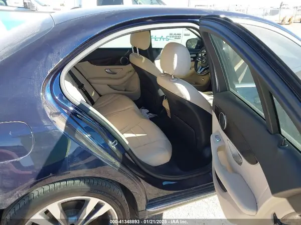 55SWF8DB8KU303713 2019 MERCEDES-BENZ C-KLASSE - Image 8