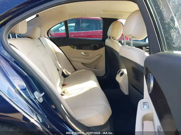 55SWF8DB8KU307499 2019 MERCEDES-BENZ C-KLASSE - Image 8