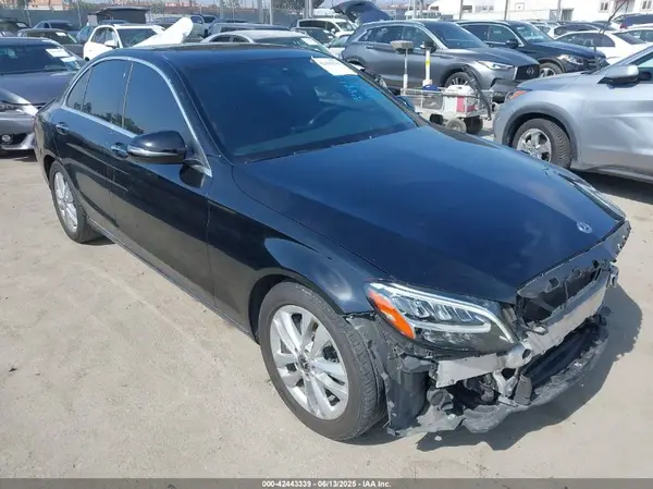 55SWF8DB8KU315506 2019 MERCEDES-BENZ C-KLASSE - Image 1