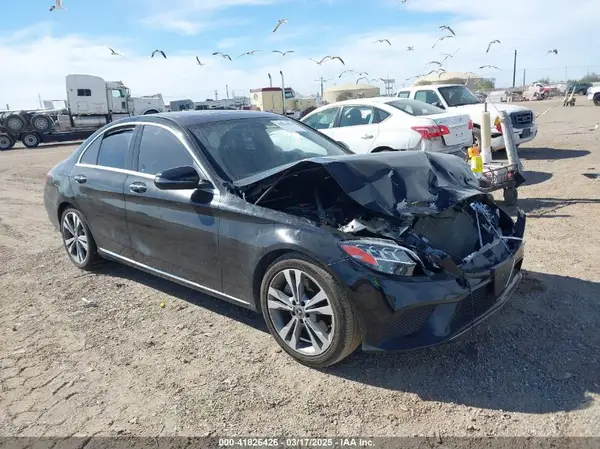 55SWF8DB9KU300688 2019 MERCEDES-BENZ C-KLASSE - Image 1