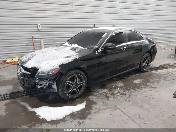 55SWF8EB0LU329724 2020 MERCEDES-BENZ C-KLASSE - Image 2