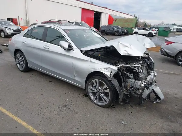 55SWF8EB1KU299325 2019 MERCEDES-BENZ C-KLASSE - Image 1