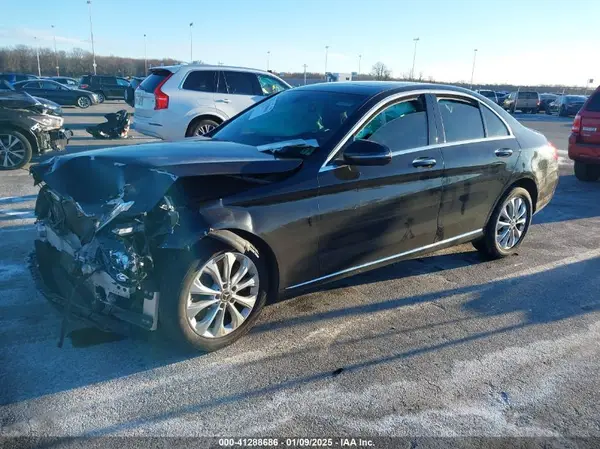 55SWF8EB1KU305740 2019 MERCEDES-BENZ C-KLASSE - Image 2