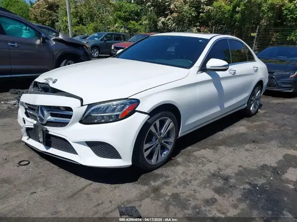 55SWF8EB3KU297396 2019 MERCEDES-BENZ C-KLASSE - Image 2