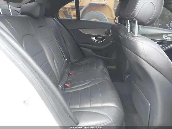 55SWF8EB3KU297396 2019 MERCEDES-BENZ C-KLASSE - Image 8