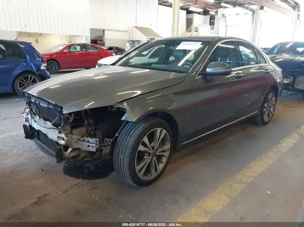 55SWF8EB3KU301575 2019 MERCEDES-BENZ C-KLASSE - Image 2