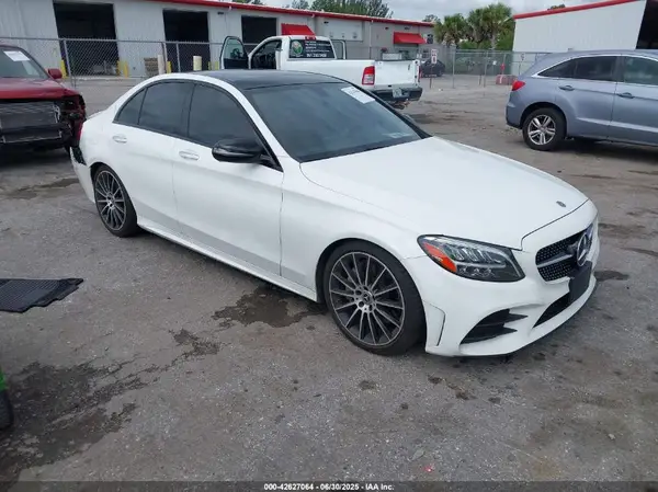 55SWF8EB4KU318644 2019 MERCEDES-BENZ C-KLASSE - Image 1