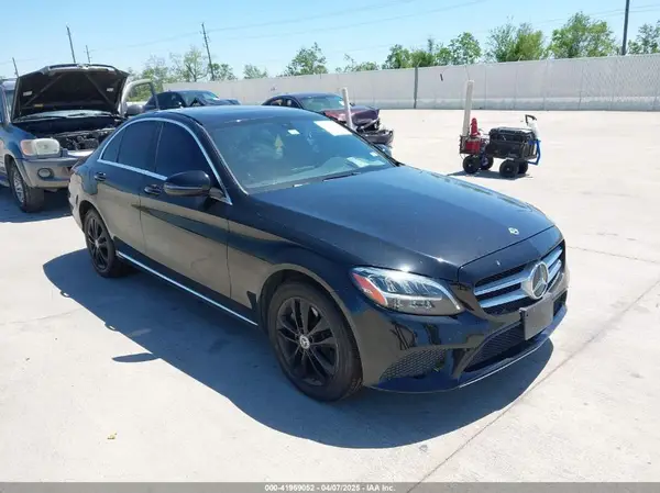 55SWF8EB6KU315843 2019 MERCEDES-BENZ C-KLASSE - Image 1