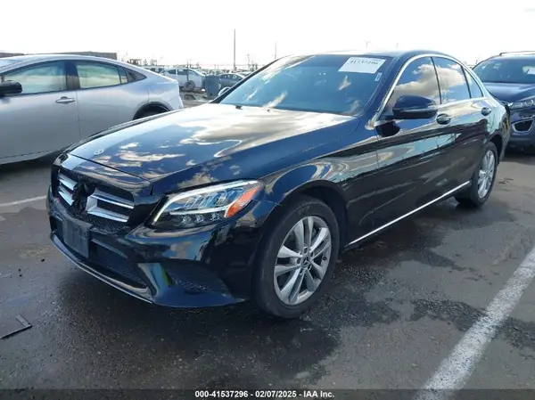 55SWF8EB6KU315888 2019 MERCEDES-BENZ C-KLASSE - Image 2